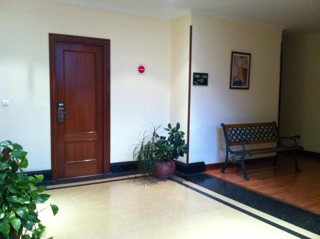 Hotel Valle De Ayala リョディオ エクステリア 写真